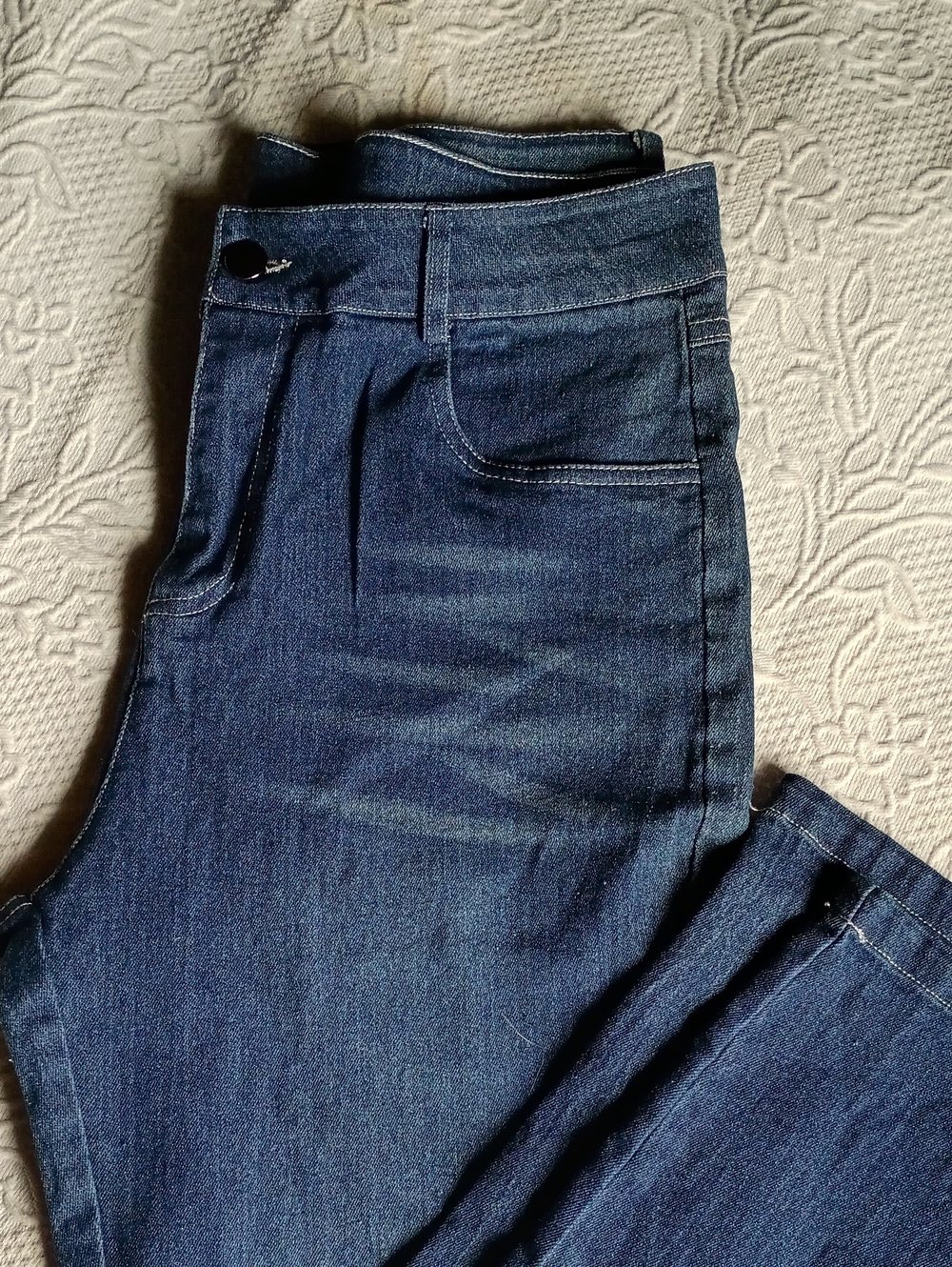 Dark Wash Straight Leg Jeans - Blue Stretch Comfort Shick Classy